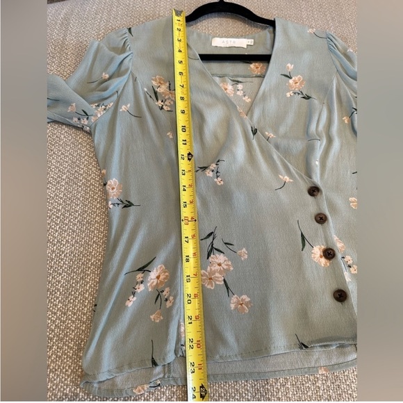 Astr Long Sleeve Blouse Women's Sage Multi Floral Side Button Blouse - Picture 8 of 16